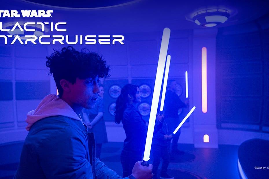 Learn the traditional art of wielding a lightsaber on the Star Wars: Galactic Starcruiser