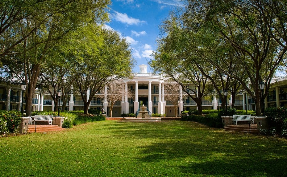 Disney’s Port Orleans Resort – Riverside courtyard